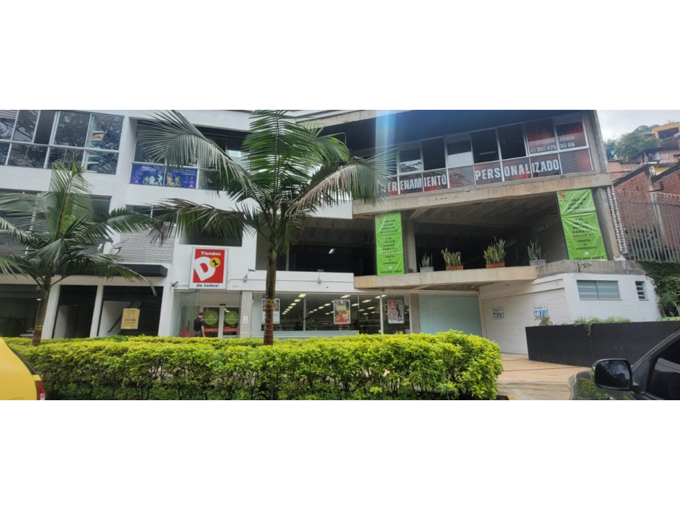 Local Comercial en Venta en Envigado | Cerca al D1 y Sendero Ecológico — foto 3