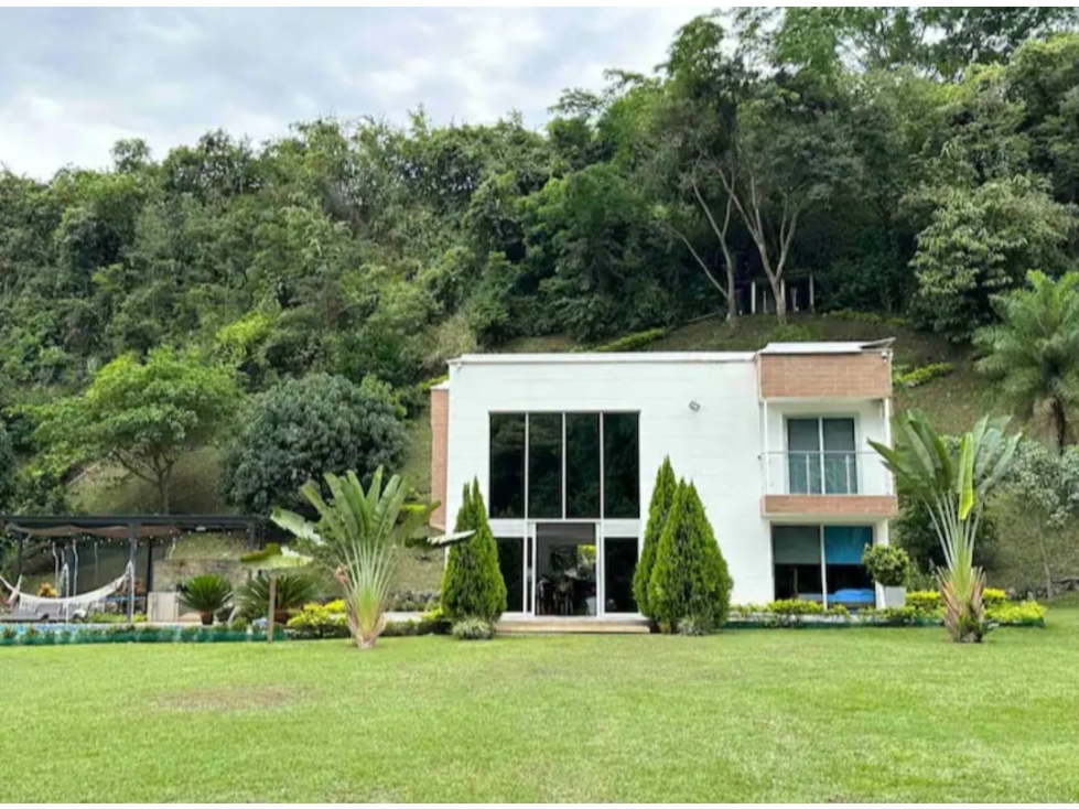 Espectacular Finca Campestre en Venta Sopetrán, Antioquia - 4