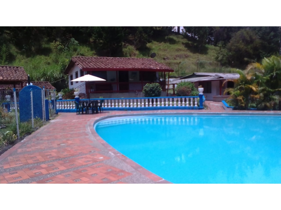 FINCA EN VENTA LA CLARA, ANTIOQUIA | 3.200 M² - 6