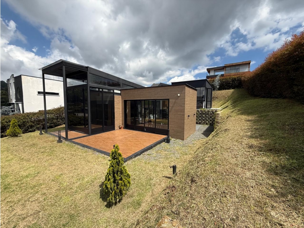 Casa en Venta Envigado sector la Acuarela