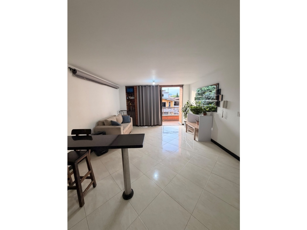 Apartamento de 106 m² en Venta en Envigado con Parqueadero 3 piso — foto 4