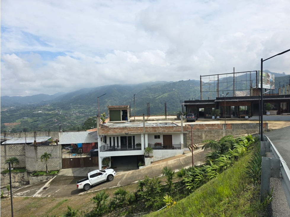 Local, Bodega y Casa en Venta | Amagá Antioquia - 2