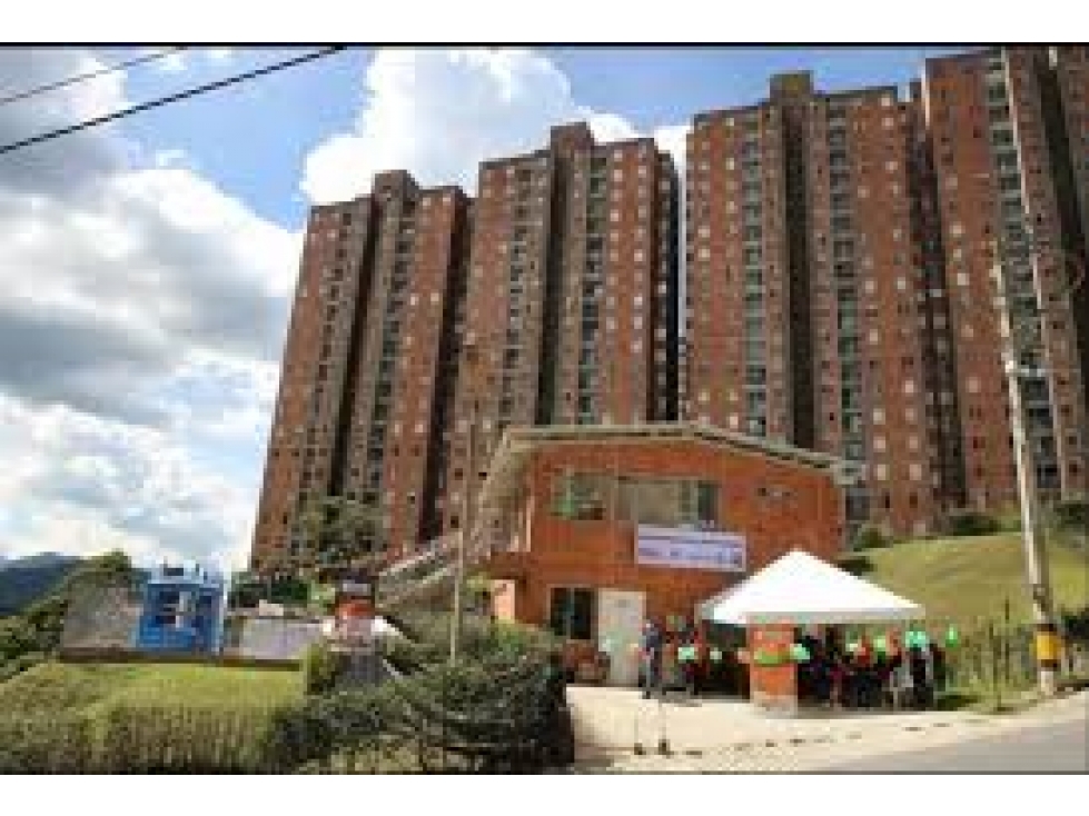 Apartamento en Venta | Palmeras Etapa 3, Envigado parqueadero privado — foto 2