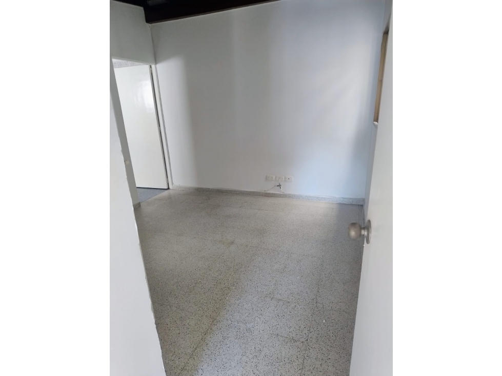 Inversión con Potencial | Casa para Remodelar Envigado — foto 6