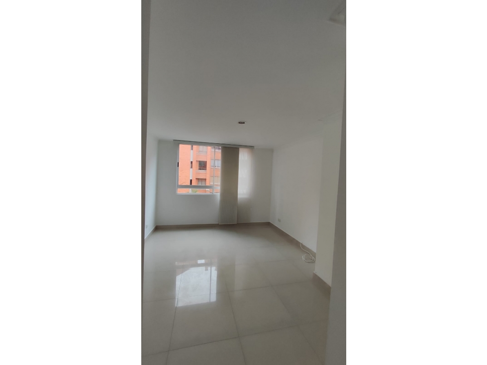 APARTAMENTO EN VENTA LAURELES MEDELLIN — foto 6