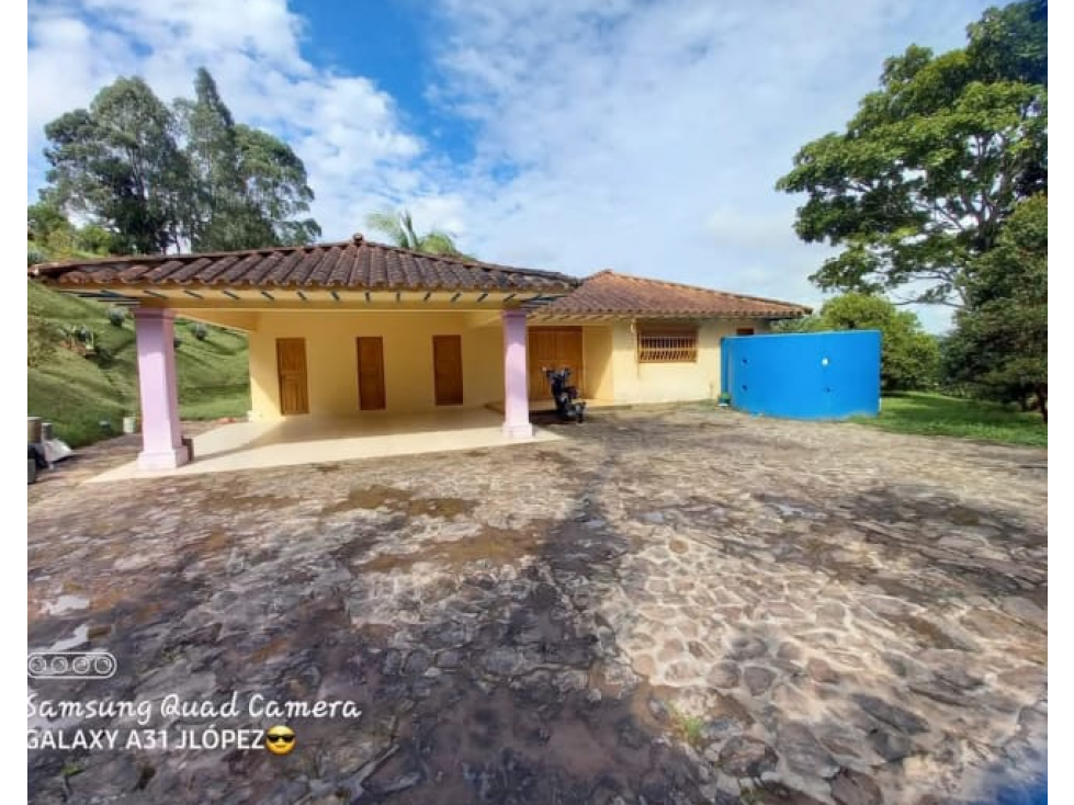 Casa Campestre con Excelente Ubicación | Rionegro