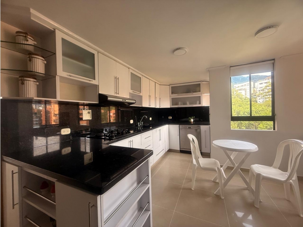 Penthouse Dúplex Esquinero en Venta | El Poblado Club Campestre