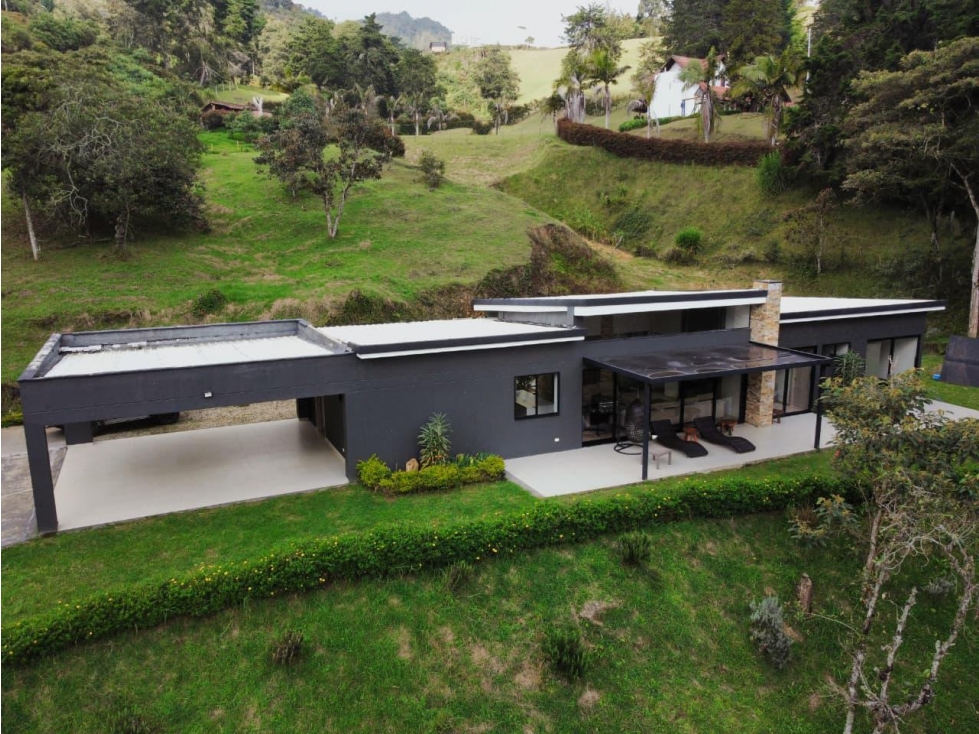 Finca Campestre en Sajonia | Vereda Yarumal - 2