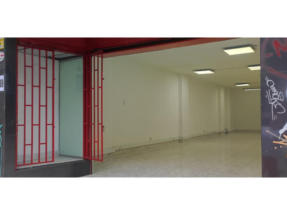 Local Comercial de Alta Rentabilidad en San Juan, Medellín — foto 2