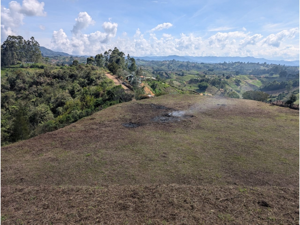 Lote en Marinilla con Explanación, Vía de Acceso y Alta Valorización — foto 3