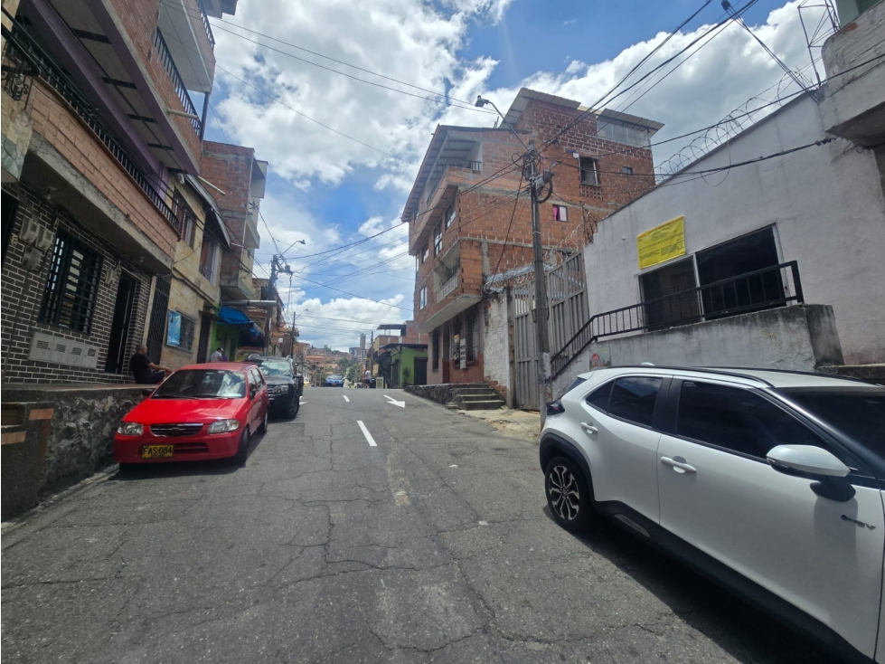 Proyecto de Inversion en Buenos Aires Local D1 Y 20 Apartamentos - 4