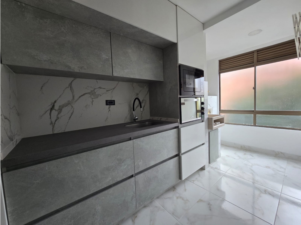 APARTAMENTO EN VENTA SABANETA | A 2 CUADRAS DEL PARQUE PRINCIPAL — foto 2