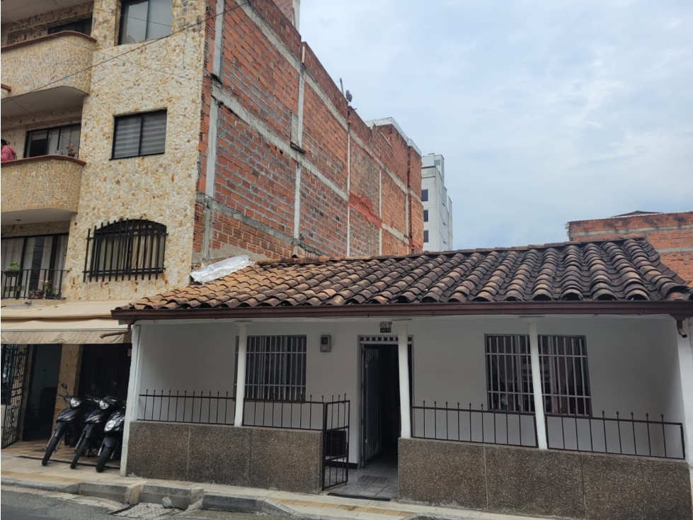 Invierte en una Casa Lote en el Corazón de Envigado — foto 2