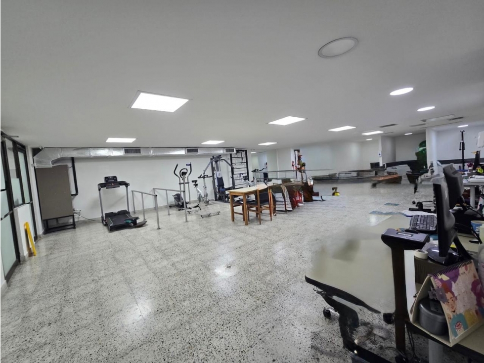 Consultorios y Local Comercial en Venta | Centro de Medellín