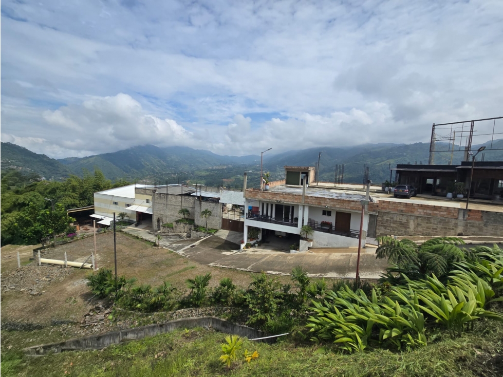 Local, Bodega y Casa en Venta | Amagá Antioquia - 6