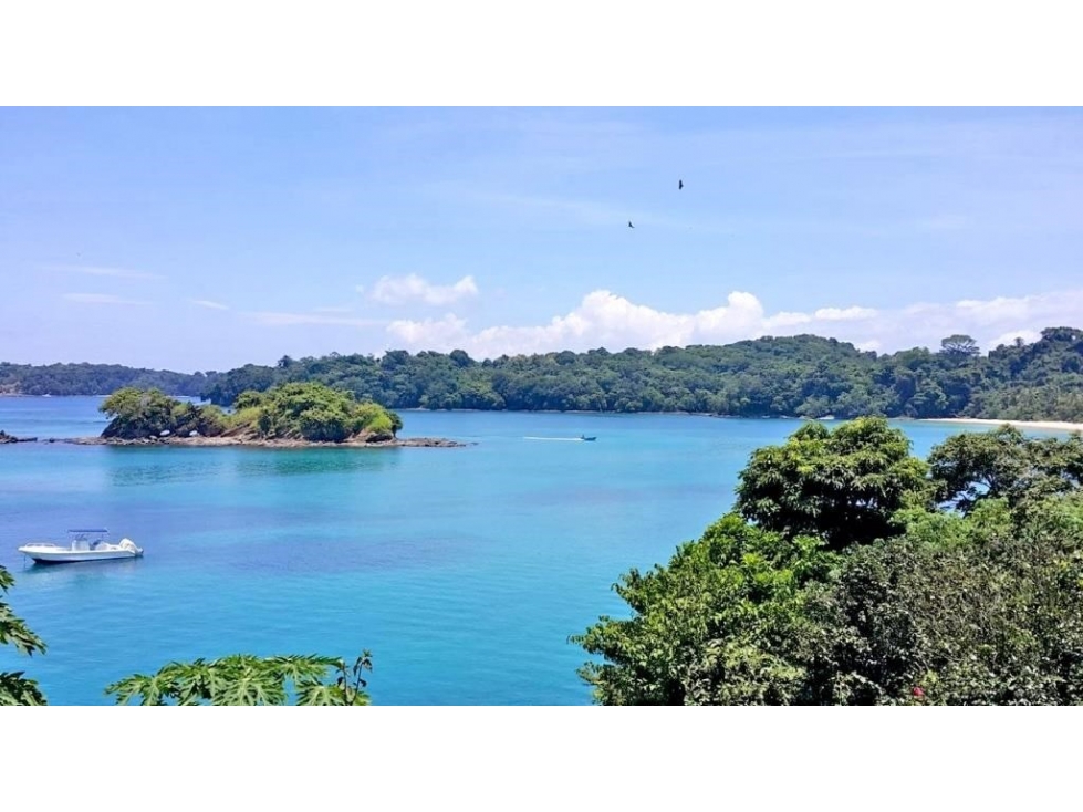 Se Vende Terreno frente al Mar en Isla Saboga - 1