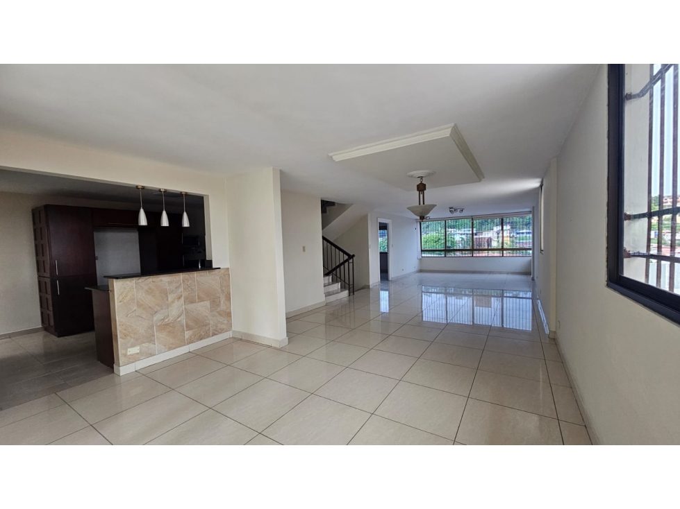 Venta de casa en Betania con apartamento anexo independiente