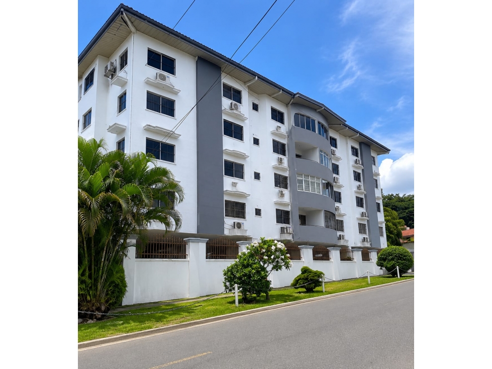 Apartamento en Venta en Parque Lefevre