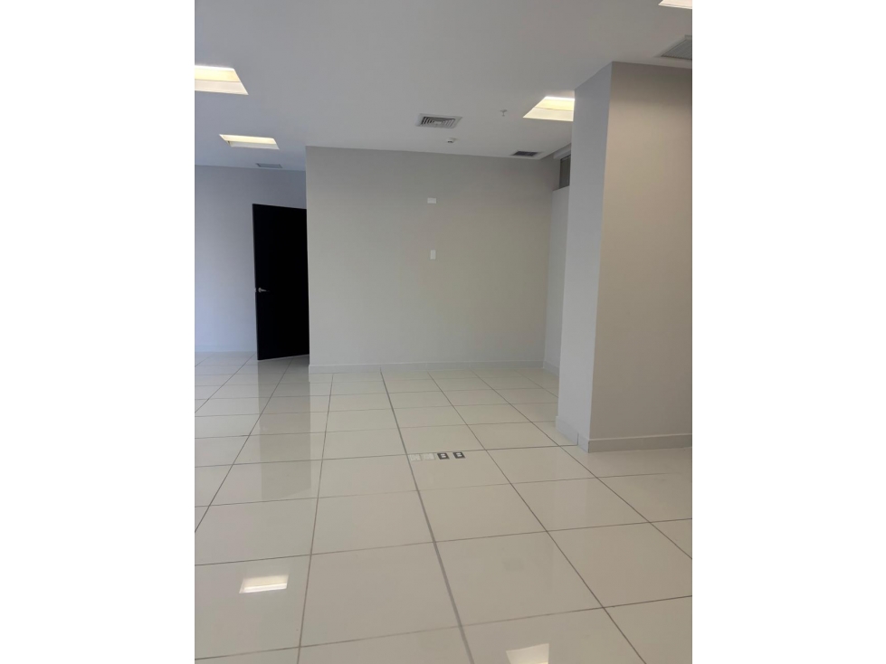Alquiler de Oficina de 125 m² en Boulevard Costa del Este — foto 5