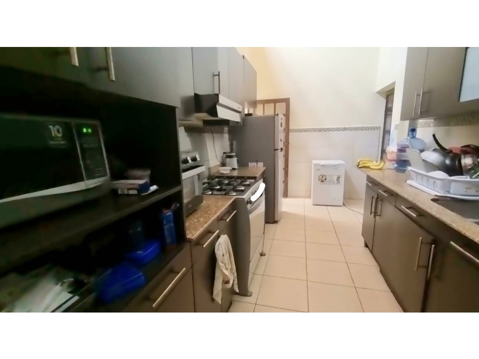 CASA EN VENTA EN BRISAS DEL GOLF — foto 3