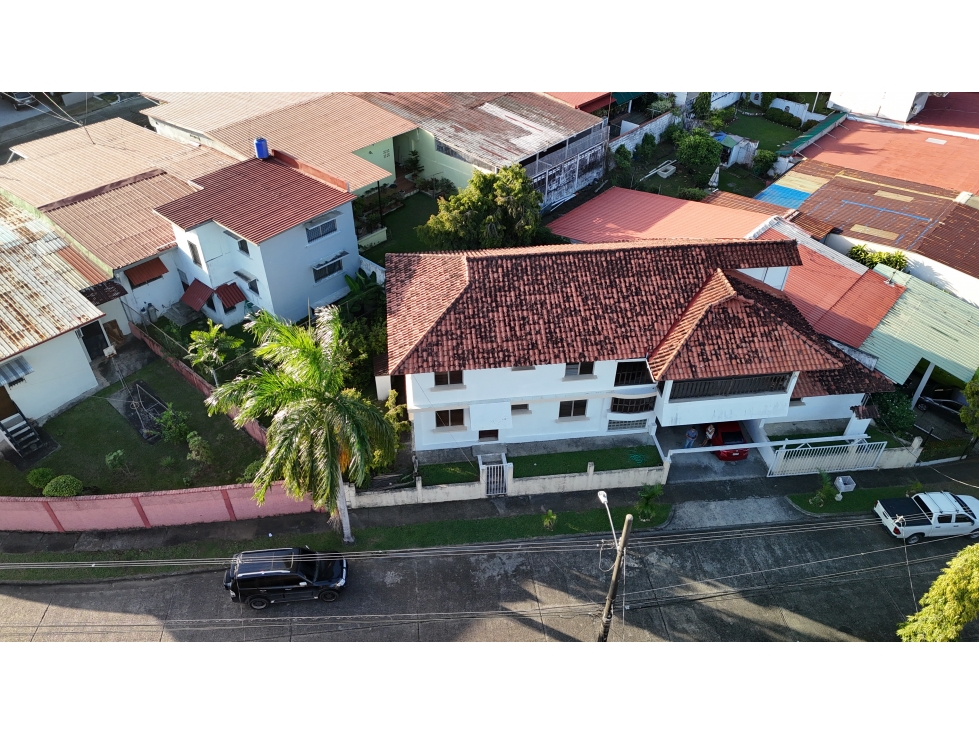 VENTA DE CASA EN TUMBA MUERTO