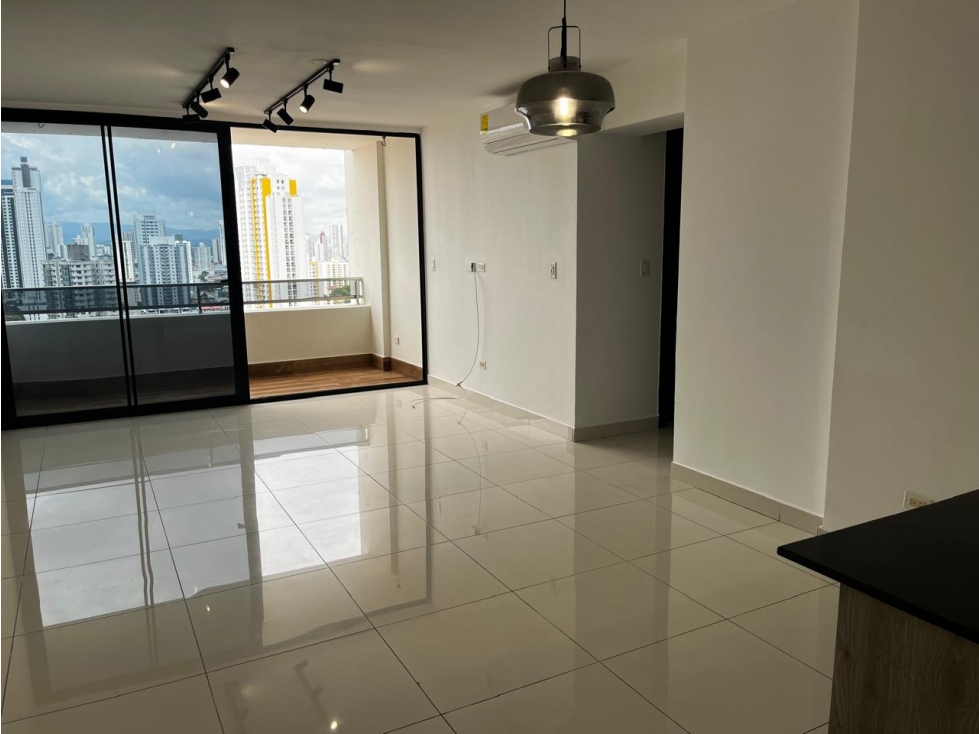 Apartamento en venta PH Carreras, El Carmen
