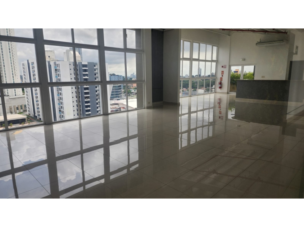 Alquiler de Apartamento en PH Venice Place, Condado del Rey - 2