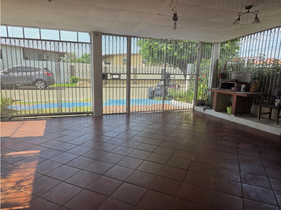 Alquiler de Casa en Campo Limberg — foto 2