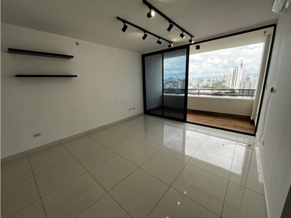 Apartamento en venta PH Carreras, El Carmen — foto 3