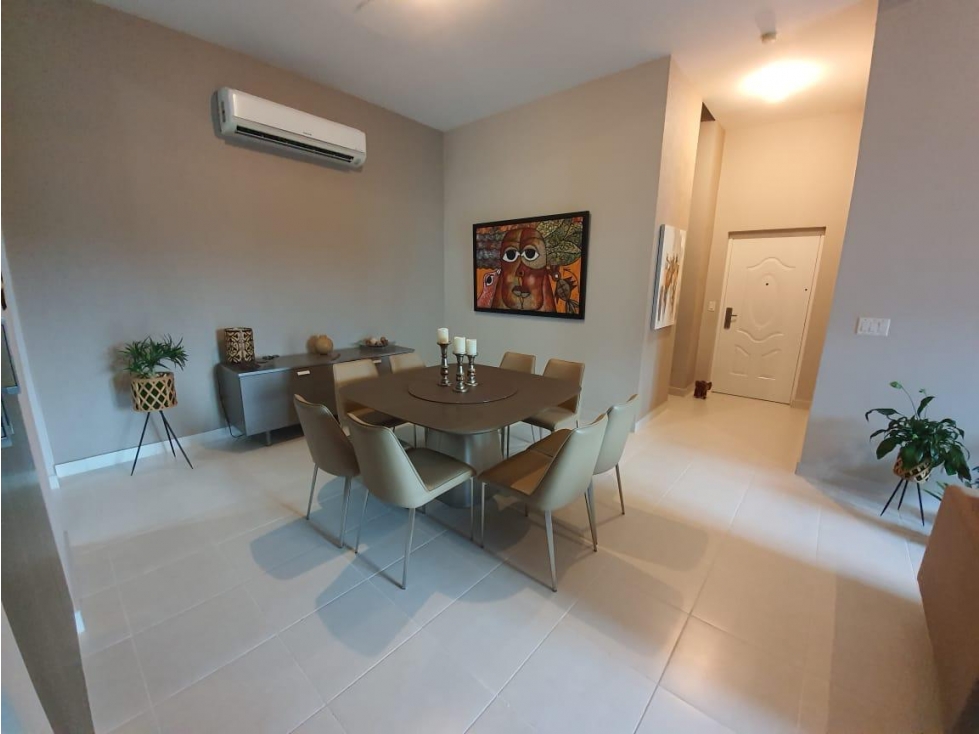 Venta Apartamento en El Cangrejo, PH Miro