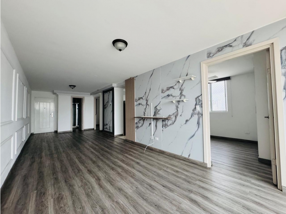 Alquiler de apartamento en Carrasquilla,PH Royal Tower — foto 3