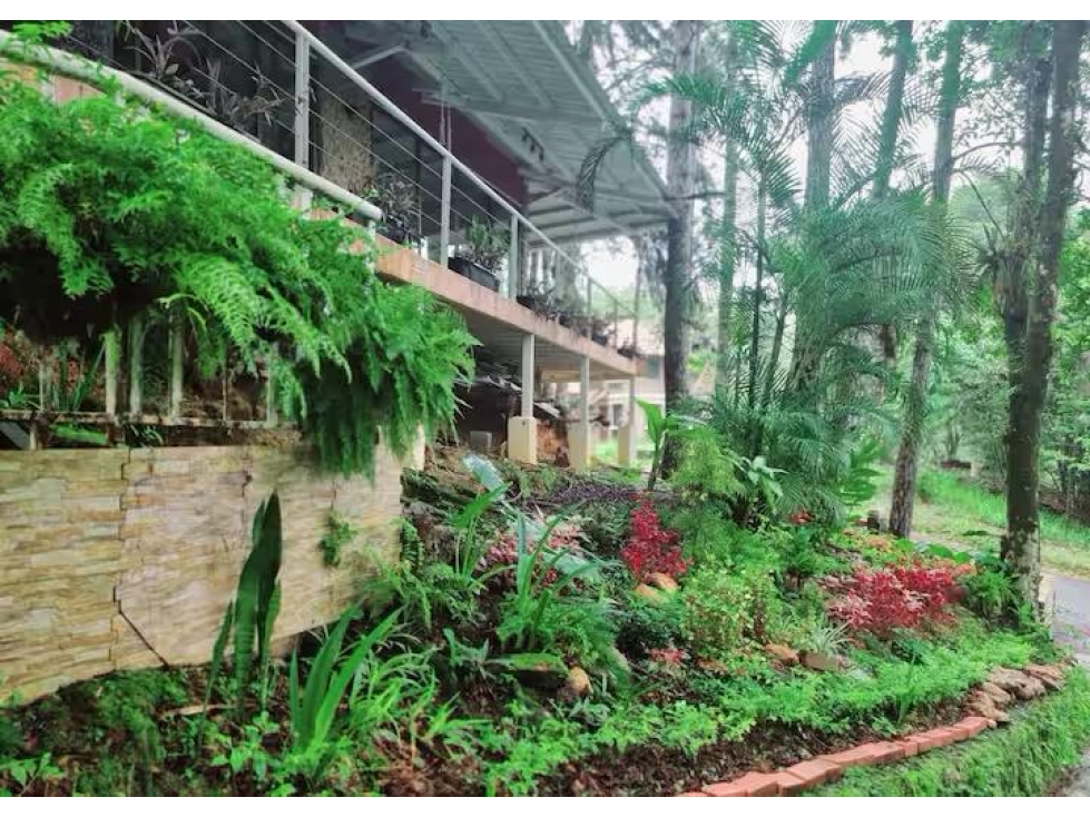 VENTA DE CASA EN LOS ALTOS DE CERRO AZUL