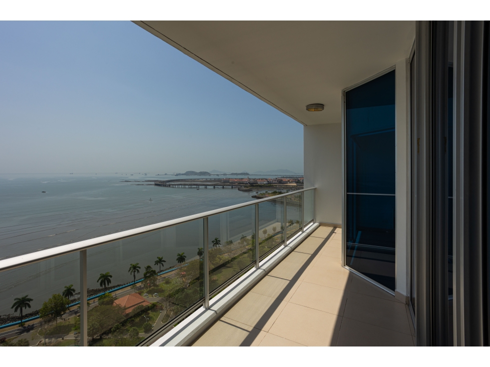Alquiler de Apartamento en Avenida Balboa — foto 3