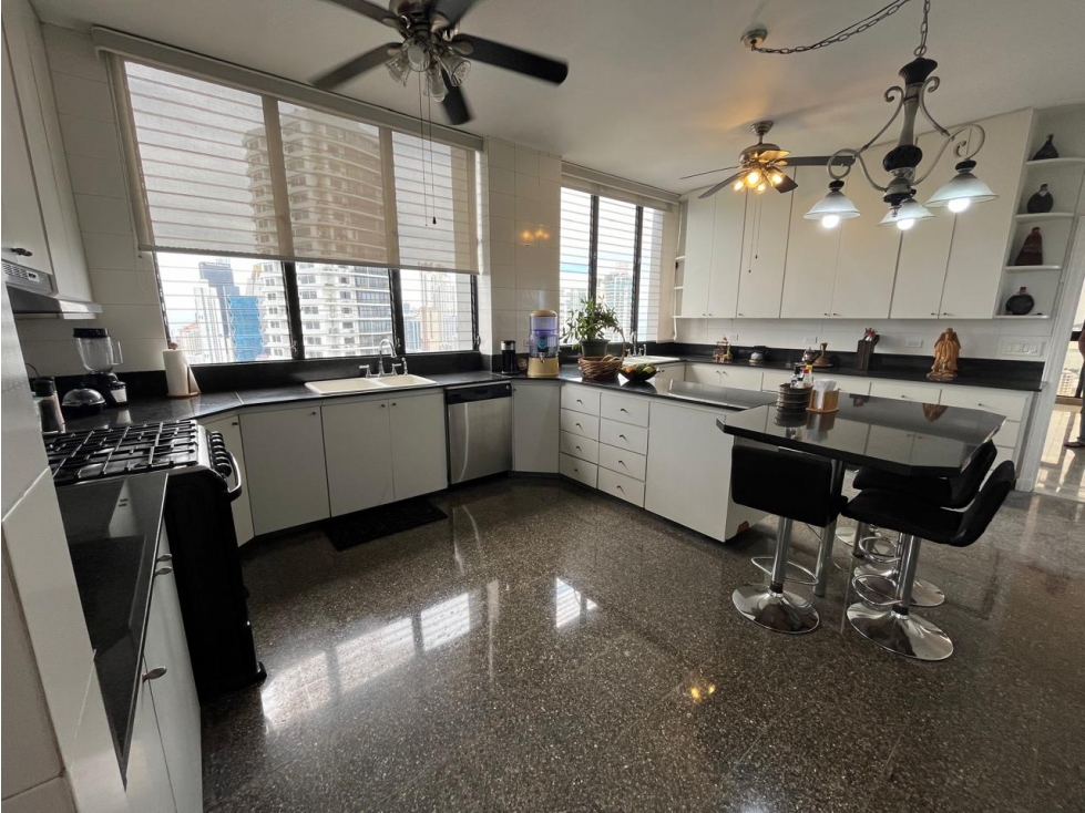 Se vende Apartamento en PH Torre de la Cresta, Bella Vista — foto 6