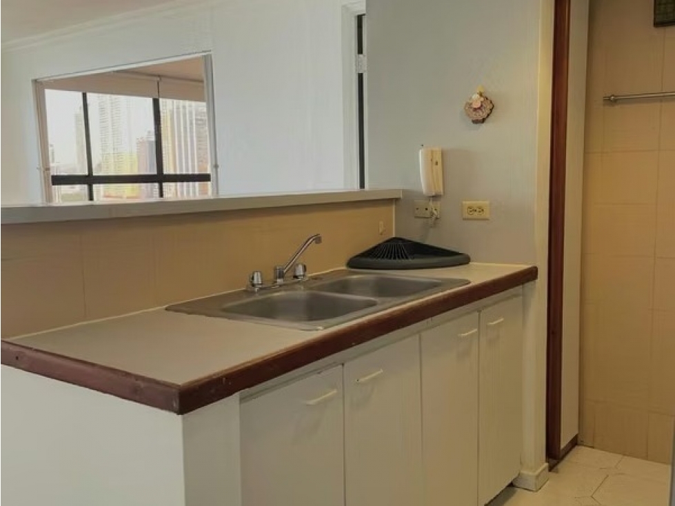 Apartamento en Alquiler con Vista al Mar Avenida Balboa / Paitilla — foto 5
