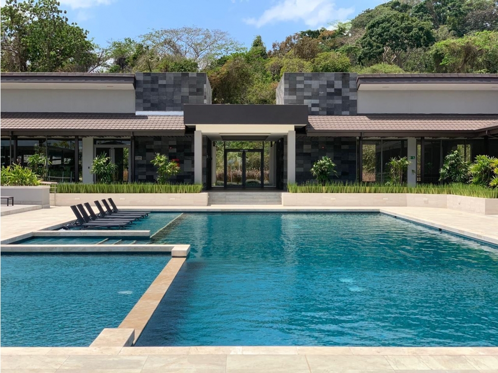 VENTA DE APARTAMENTO AMOBLADO HOWARD - PANAMÁ PACIFICO