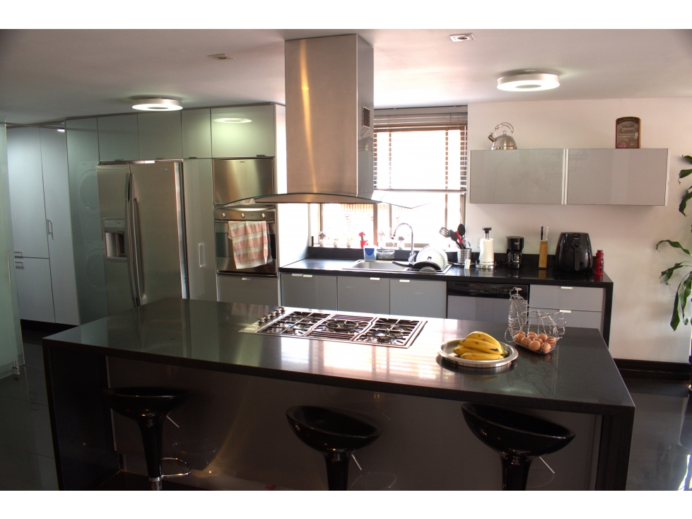 *VENDO LINDO PENTHOUSE DUPLEX DE 240 M2 CHICO MUSEO * — foto 2