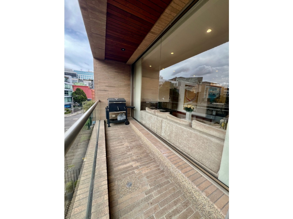 *VENDO HERMOSO APTO DE 248 M2 EN CHICO RESERVADO?*