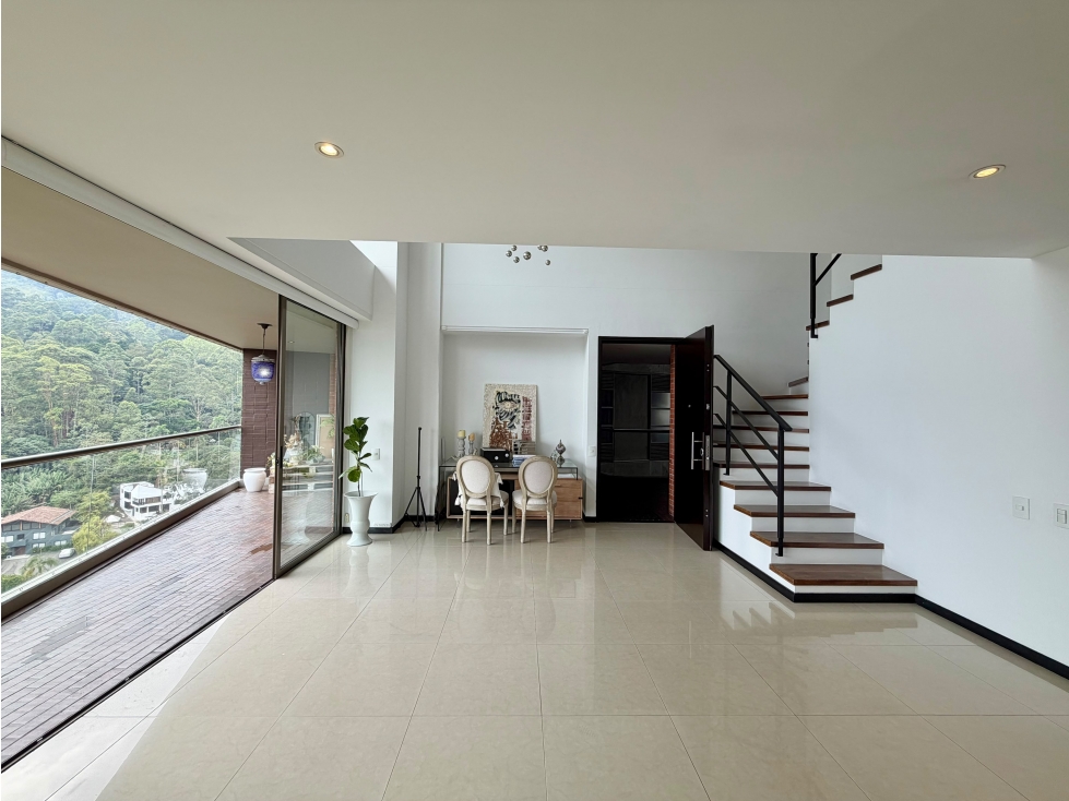 Apartamento en Venta en Medellín Poblado Cola del Zorro