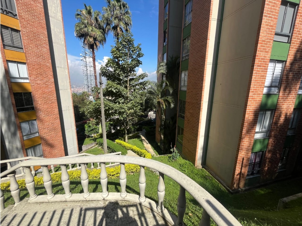 Venta de apartamento en la Loma del indio con parqueadero — foto 3