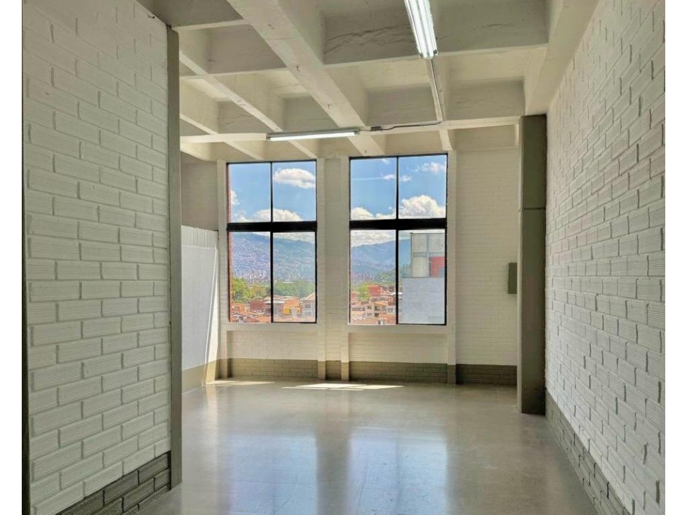 LOCAL EN ARRIENDO EN GUAYABAL, MEDELLÍN, ANTIOQUIA — foto 3