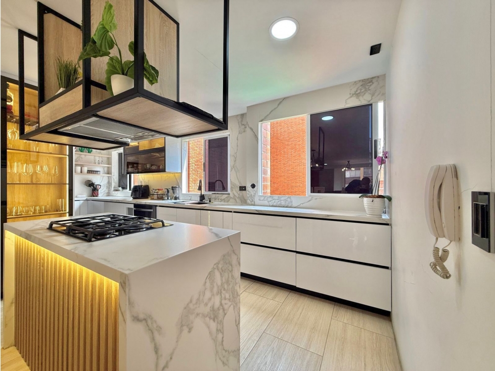 VENTA DE APARTAMENTO - LAURELES (MEDELLIN)