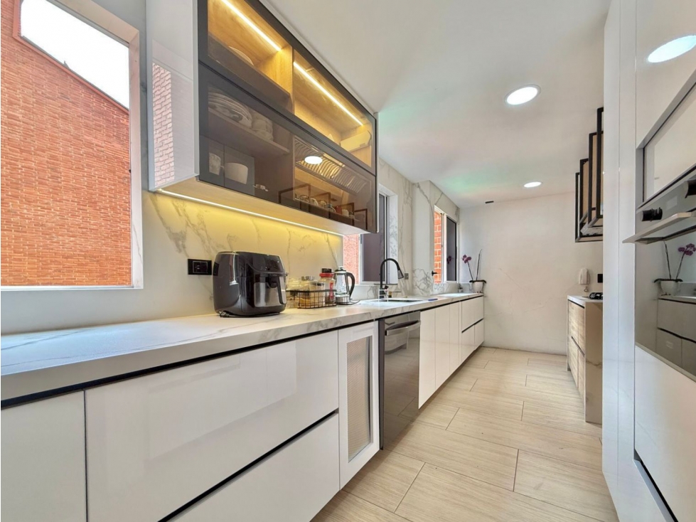 VENTA DE APARTAMENTO - LAURELES (MEDELLIN) — foto 6