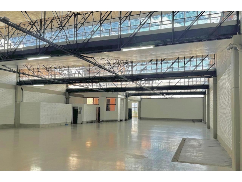 LOCAL EN ARRIENDO EN GUAYABAL, MEDELLÍN, ANTIOQUIA
