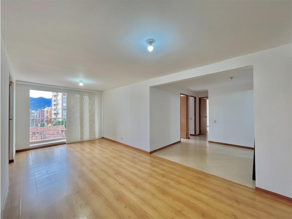 APARTAMENTO EN MEDELLÍN, CASTROPOL