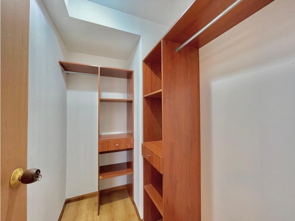 APARTAMENTO EN MEDELLÍN, CASTROPOL — foto 5