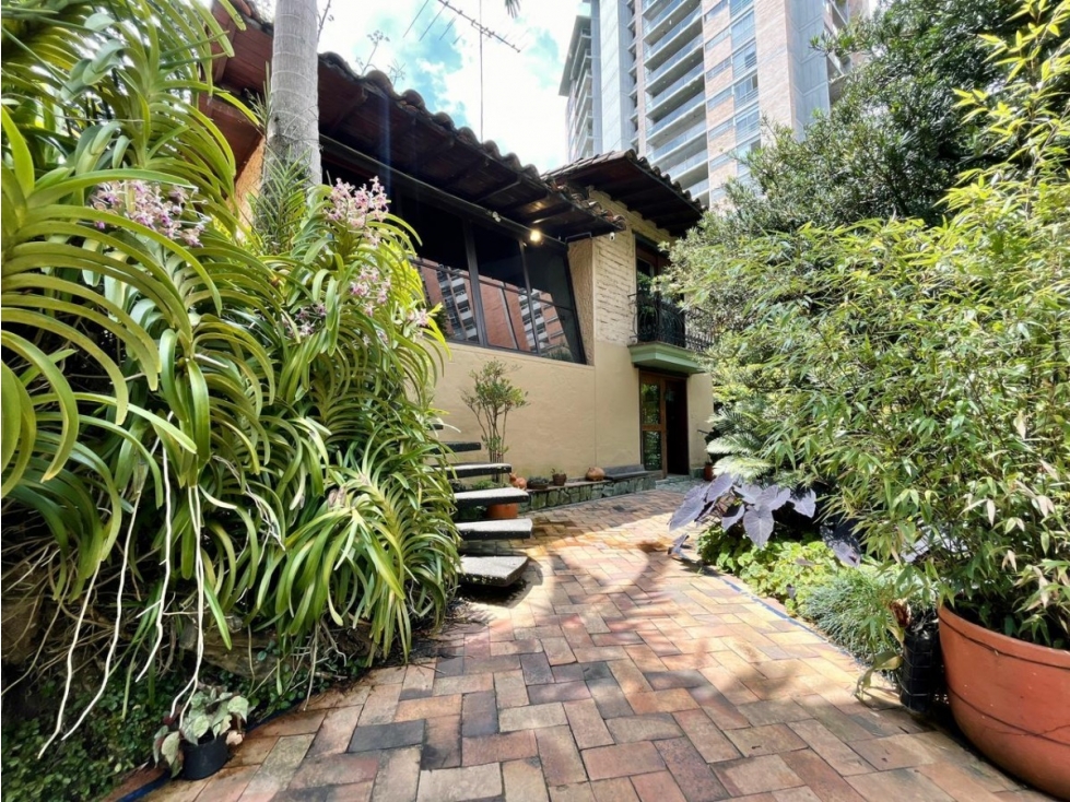 CASA EN VENTA CALLE 10 / POBLADO — foto 2