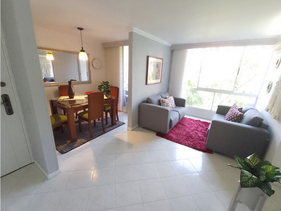 SE VENDE APARTAMENTO POBLADO PARTE BAJA