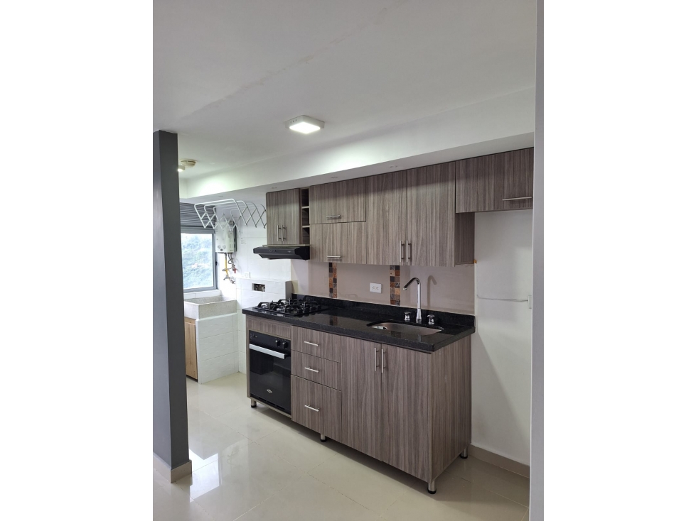 SE VENDE APARTAMENTO EN LA ESTRELLA