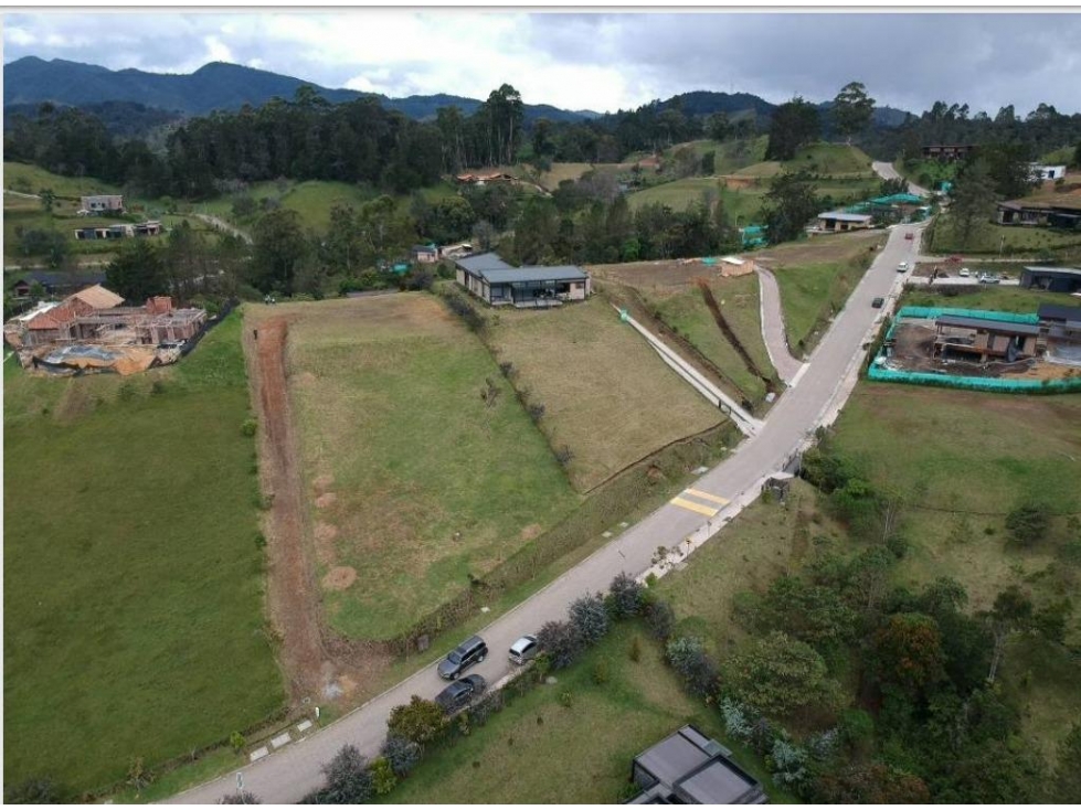 SE VENDE LOTE EN PARCELACION DE ALTO NIVEL EN EL RETIRO ANTIOQUIA - 2